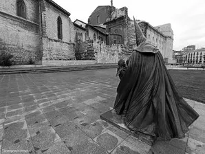 Memoria de piedra y hierro